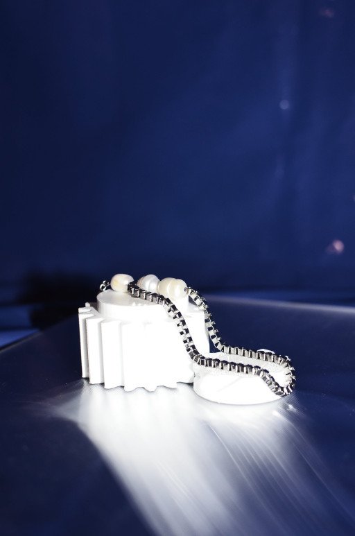 Elegant Gold Chain Bracelets